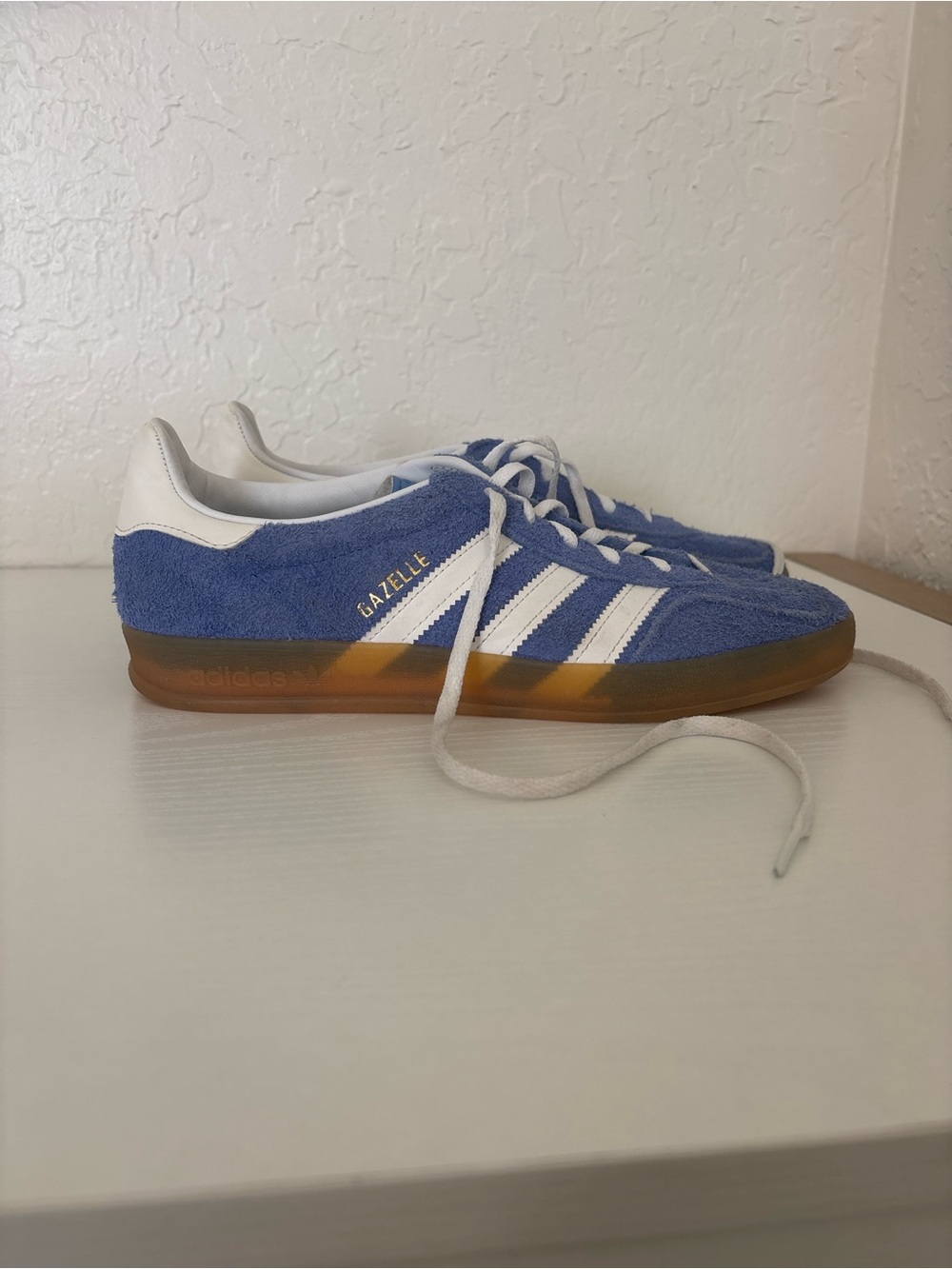 BLUE ADIDAS GAZELLE